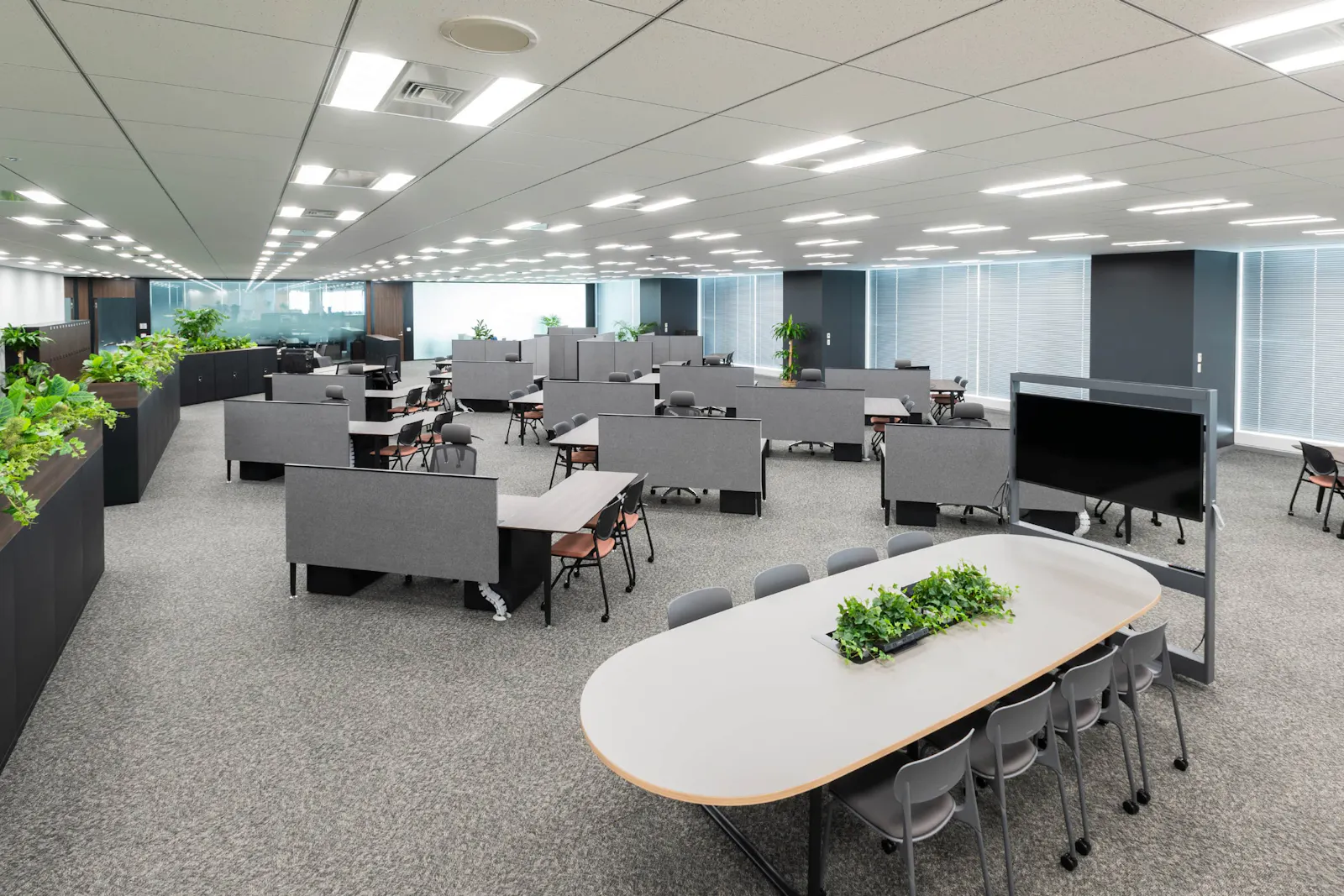 The 42nd-floor work area