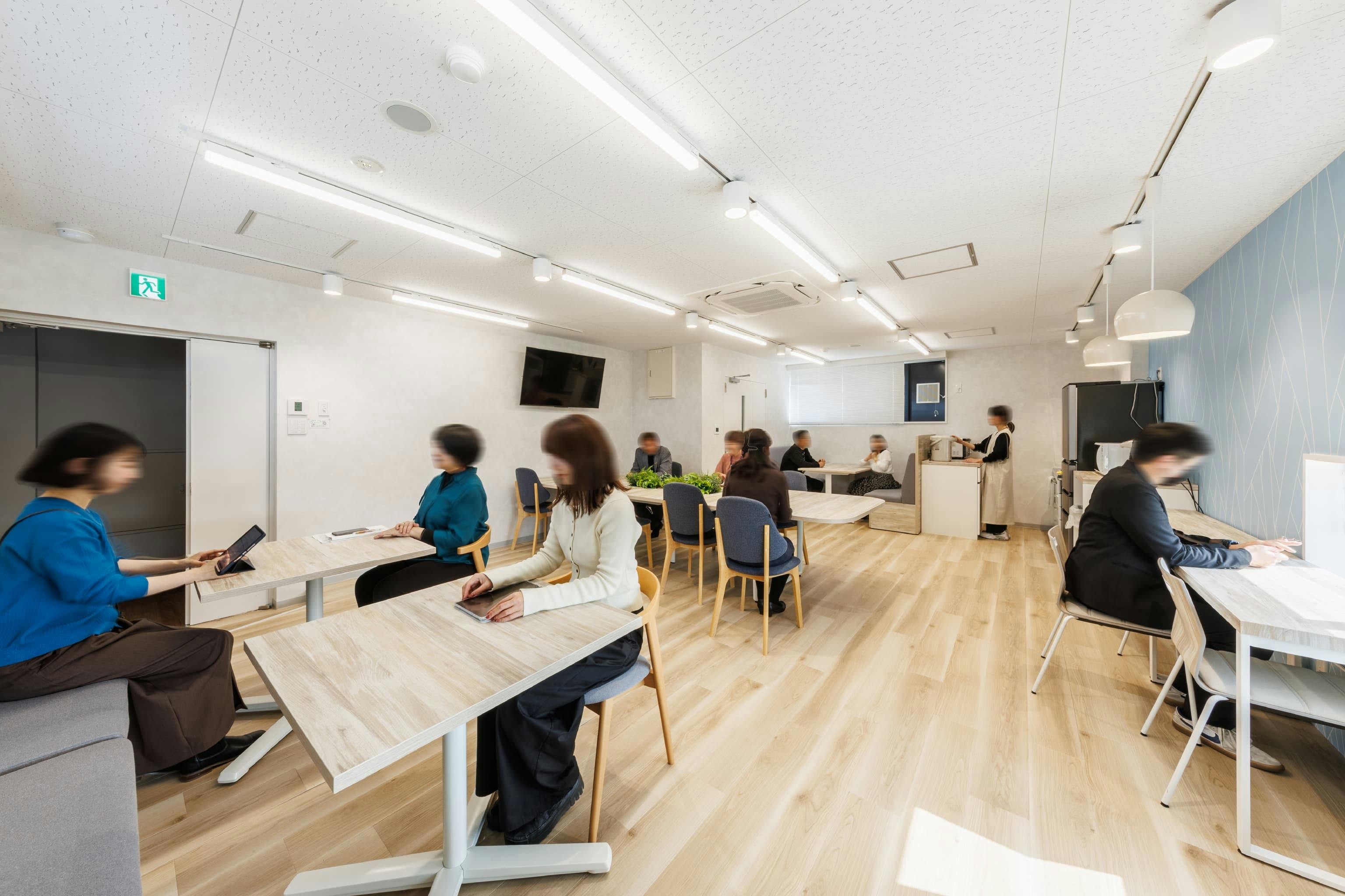 <em>3F休憩室</em>  トヨタユナイテッド奈良株式会社 様