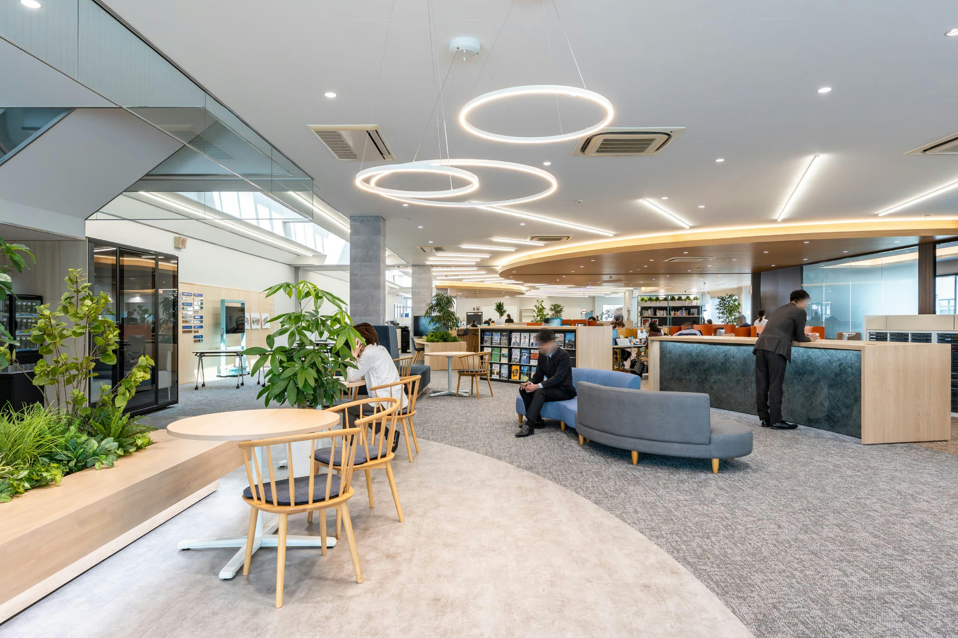 <em>エントランス</em>  株式会社清永宇蔵商店 様