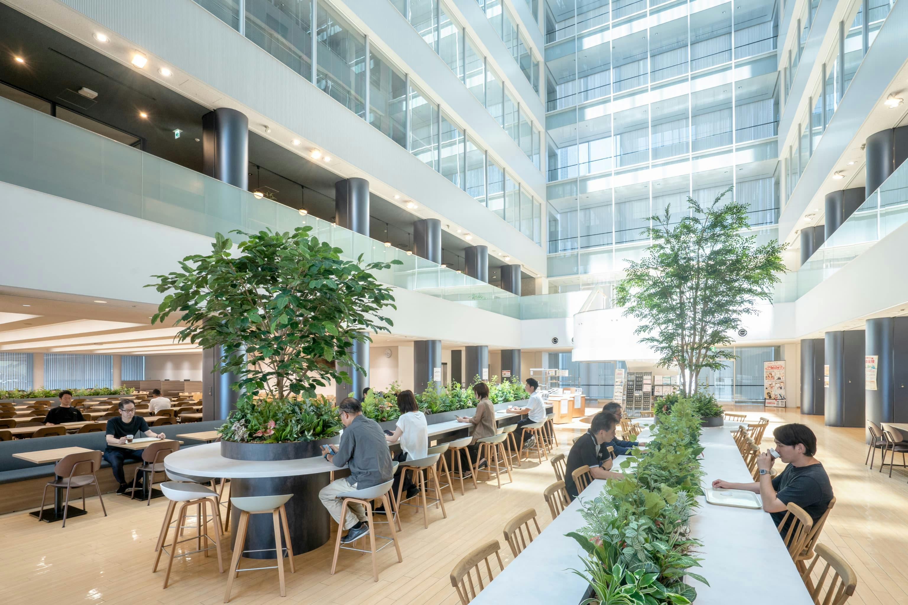 <em>5階食堂</em>  株式会社村田製作所 様