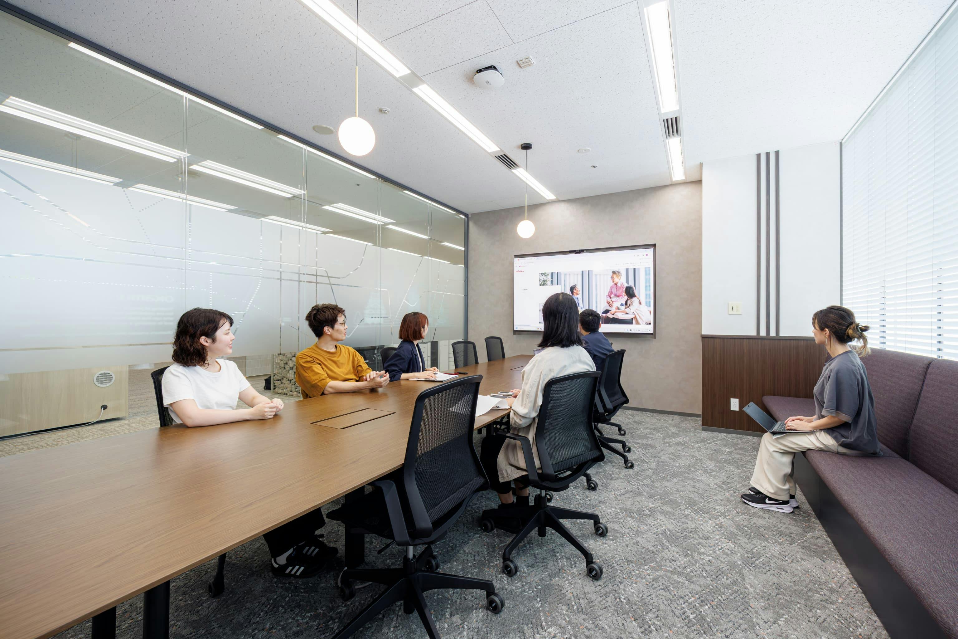 <em>会議室</em>  株式会社オカムラ 名古屋ラボオフィス『Cent Labo』