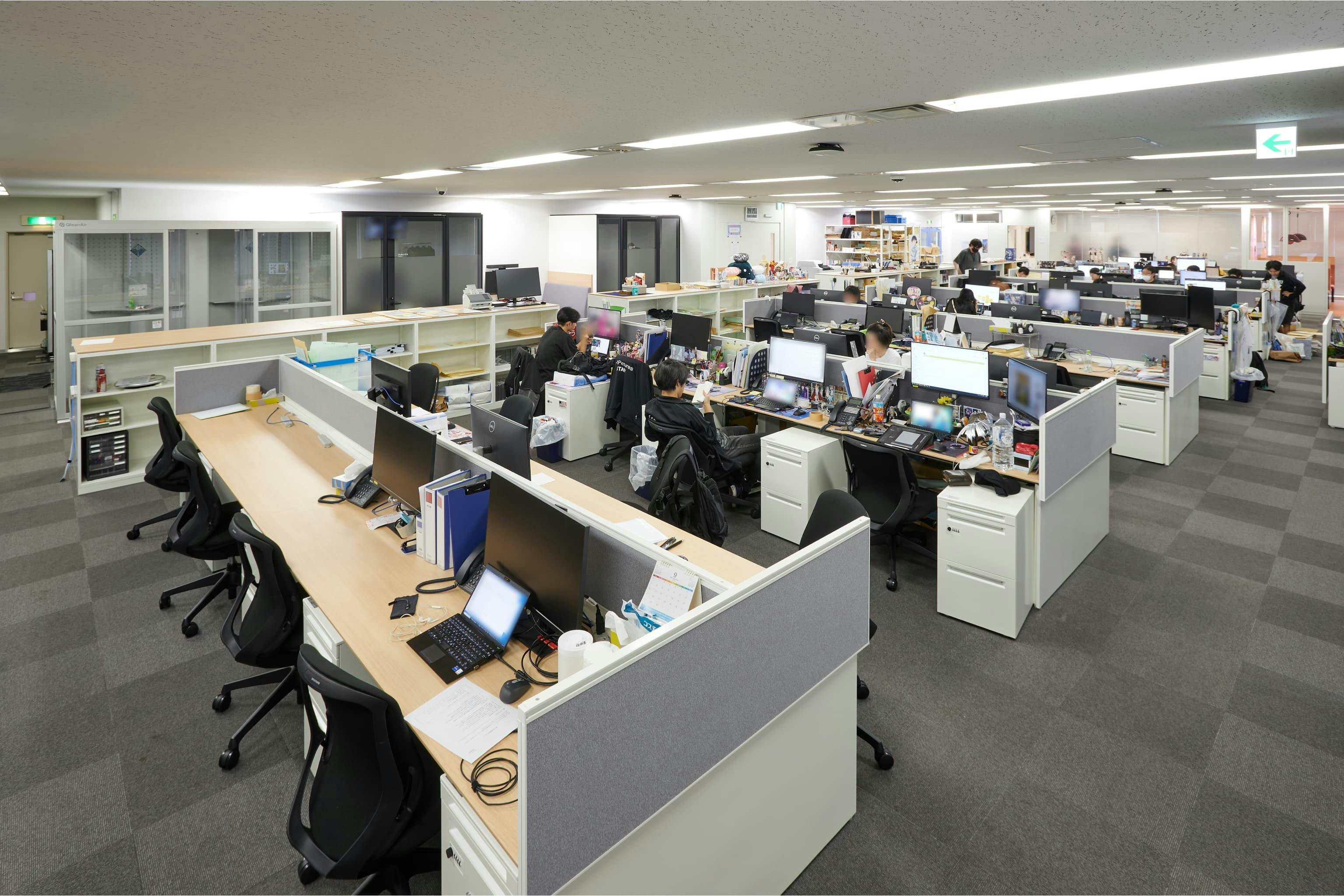 <em>N棟3F執務エリア</em>  株式会社A-1 Pictures 様