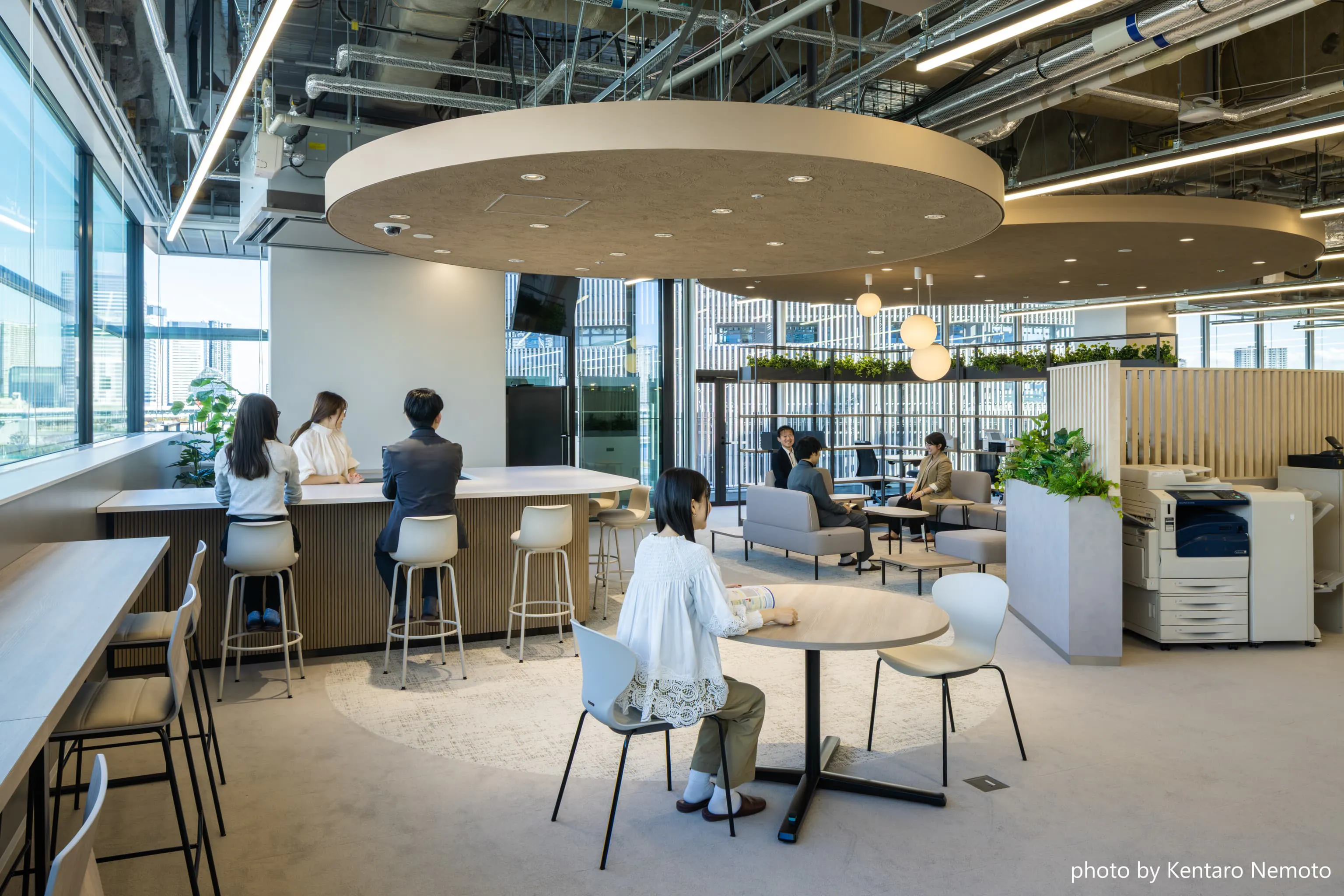 <em>カフェエリア</em> アサヒグループ食品株式会社 様