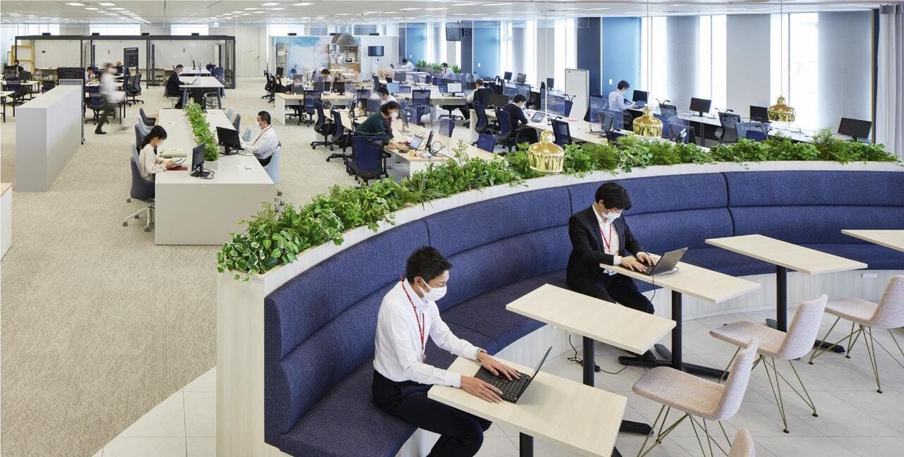アステラス製薬株式会社 様